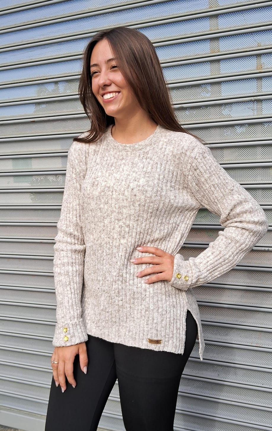 BLUSA CANELADA MULLET COM FENDA LATERAL